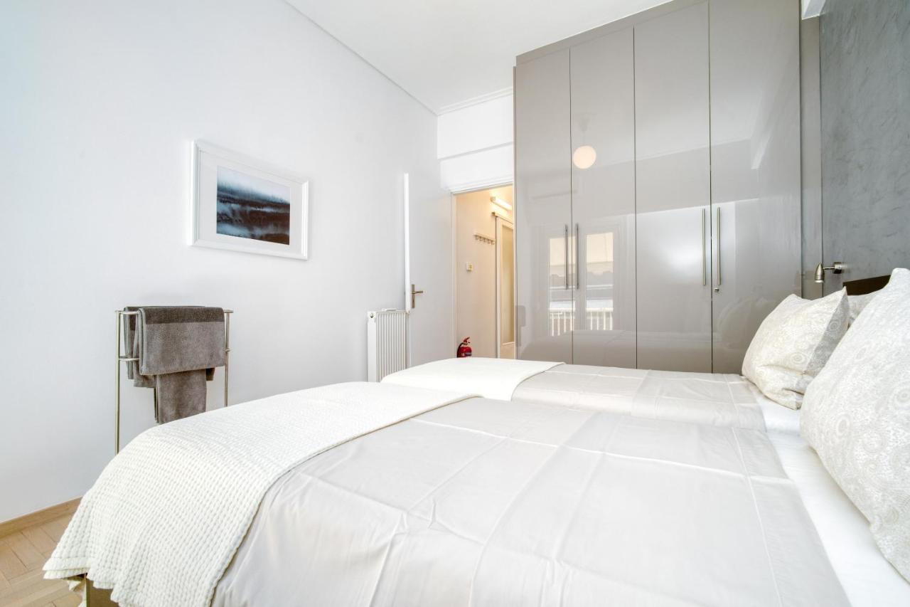 Elegant Light Two Bedroom Apartment In City Center Athen Exterior foto