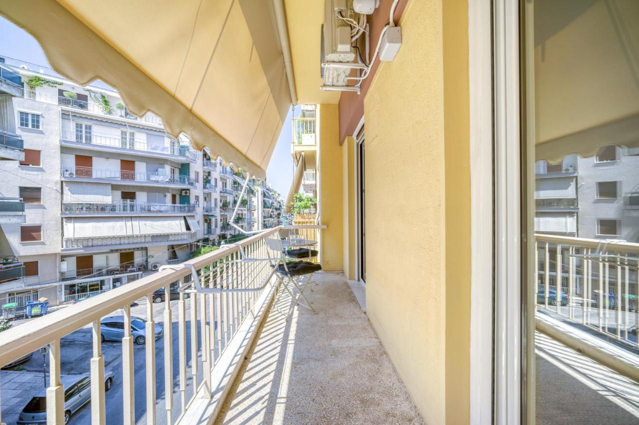 Elegant Light Two Bedroom Apartment In City Center Athen Exterior foto